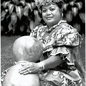 Lola Balubar 9x11 Portrait.jpg