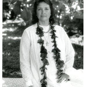 Hulihee Lehua 5x7 Portrait558.jpg