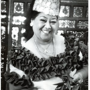 Sataraka Kamalei 9x11 Portrait019.jpg